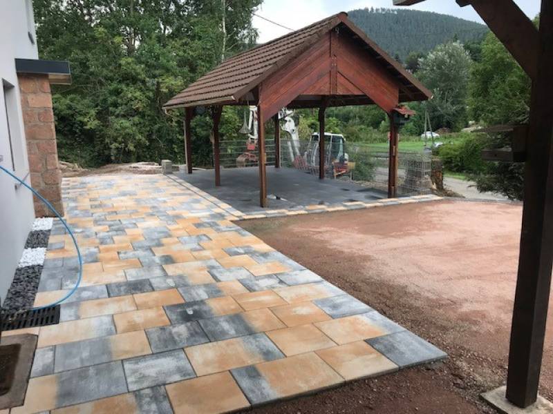 Création d'une terrasse à Lalaye